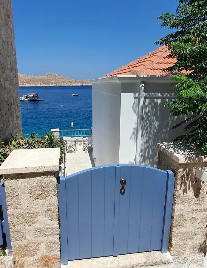 Halki Sea Breeze - A Waterfront Villa Экстерьер фото