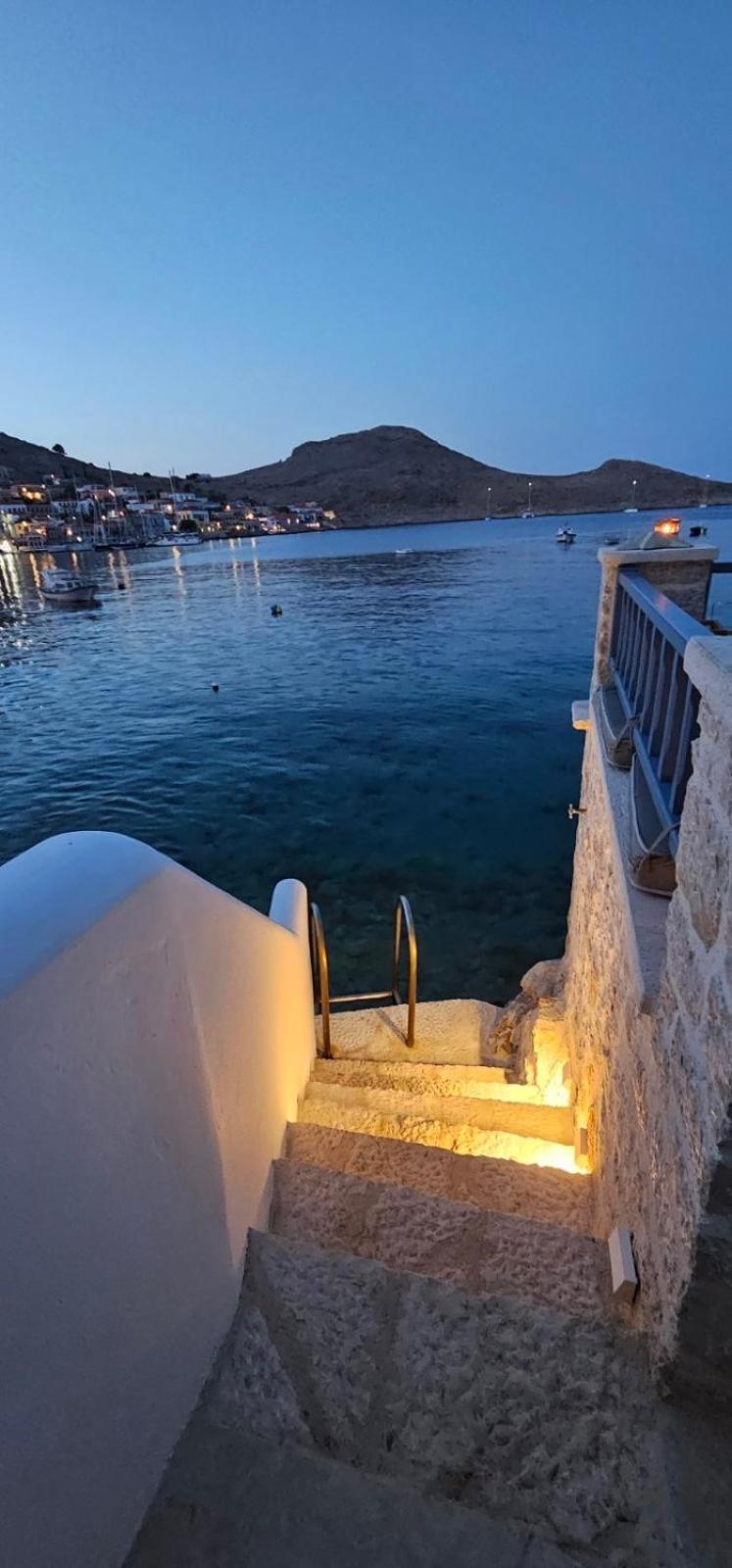 Halki Sea Breeze - A Waterfront Villa Экстерьер фото